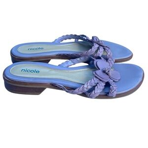 NICOLE COOL WOMENS LAVENDER SANDALS WITH FLOWER AND BRAIDED DETAIL SIZE 6-1/2